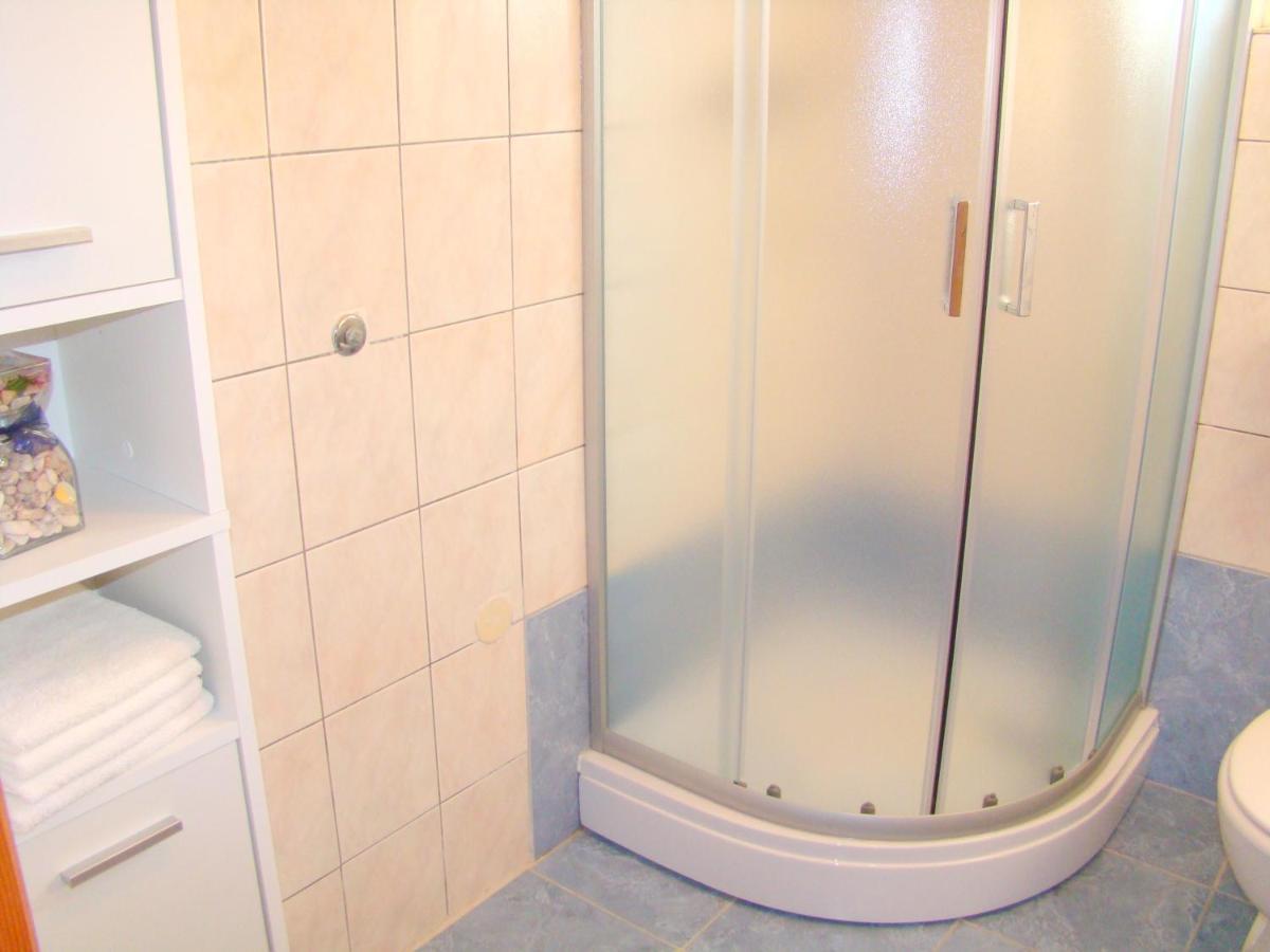 Apartments Ruza Vodice Oda fotoğraf